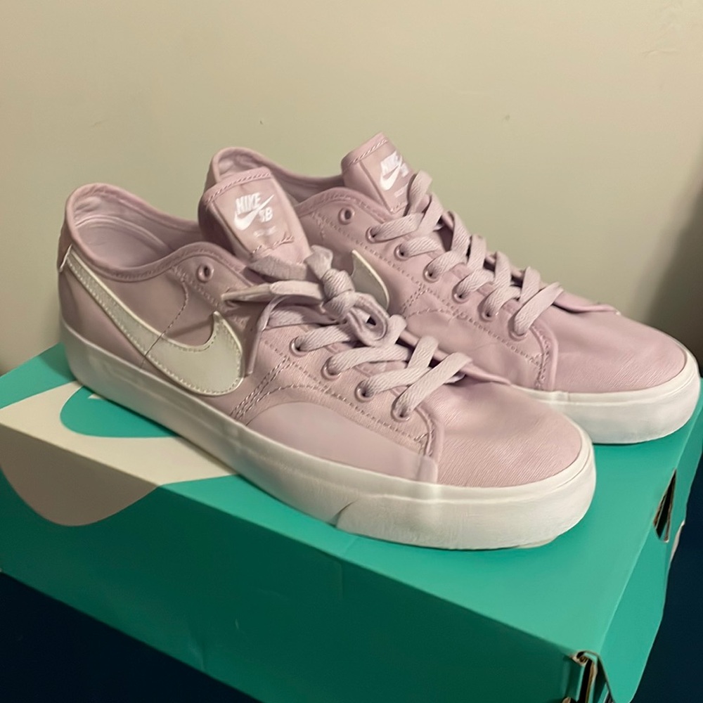 Nike SB Blazer Court